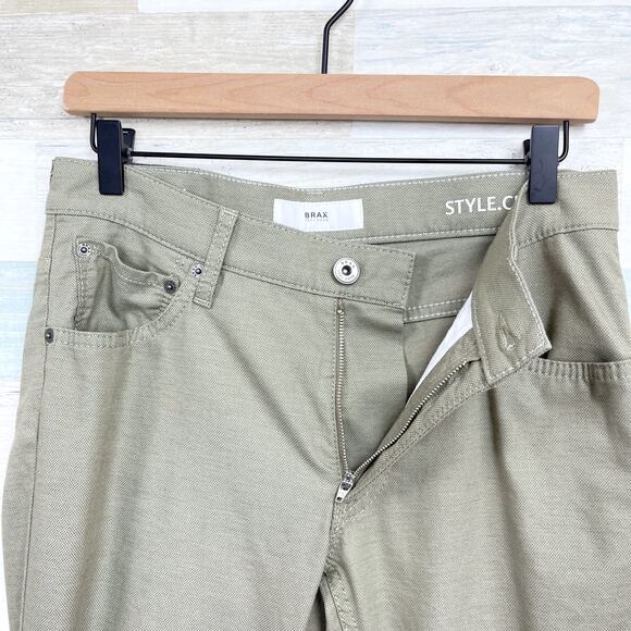 BRAX Chuck Hi Flex Jeans Green Slim Straight Leg Lightweight Stretch Mens 32x34 - Picture 3 of 10